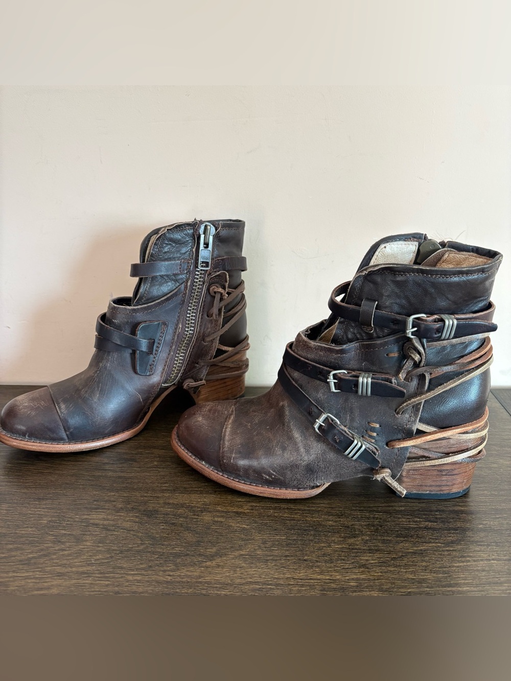 Freebird Crue Leather Backlace Distressed Booties 8
